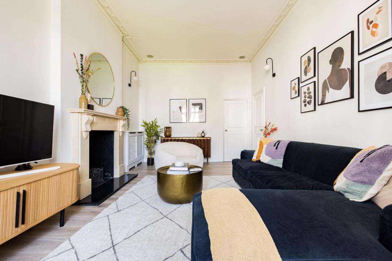 Апартаменты The Sussex Garden Retreat - Elegant 2Bdr Flat Лондон Экстерьер фото